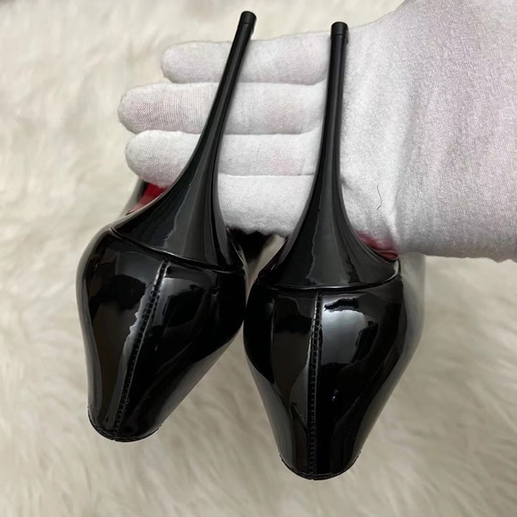 ❤️SOLD❤️Christian Louboutin Pigalle Follies 35.5 Black - Picture 3 of 10